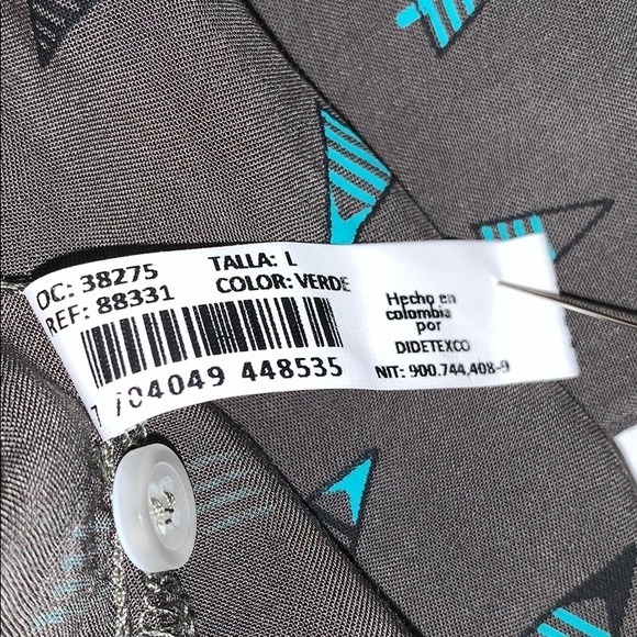 NWT People Concept Button Down Top - Large - Picture 8 of 8